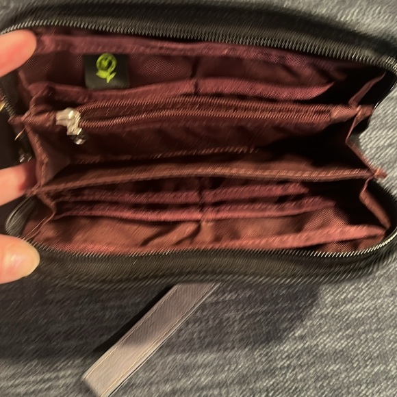 REI Zip Around Wallet Brown Embroidered Travel Commute - Picture 3 of 3